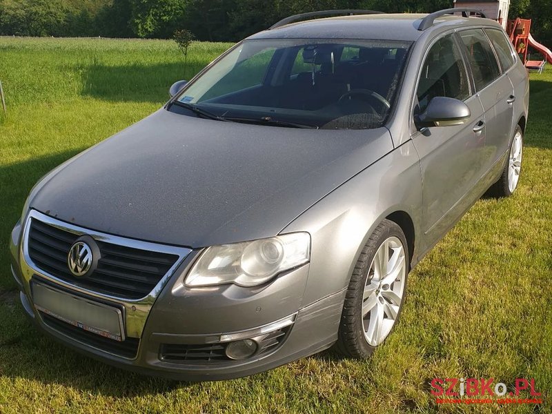 2007' Volkswagen Passat photo #1