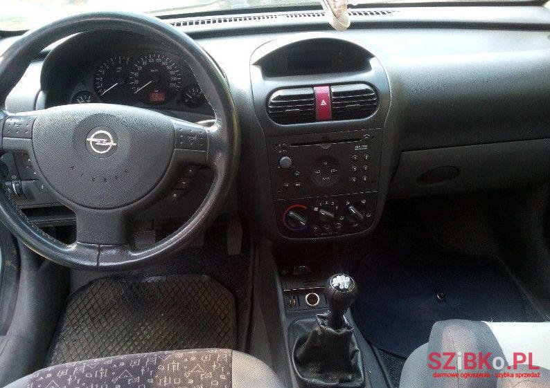 2001' Opel Corsa photo #1