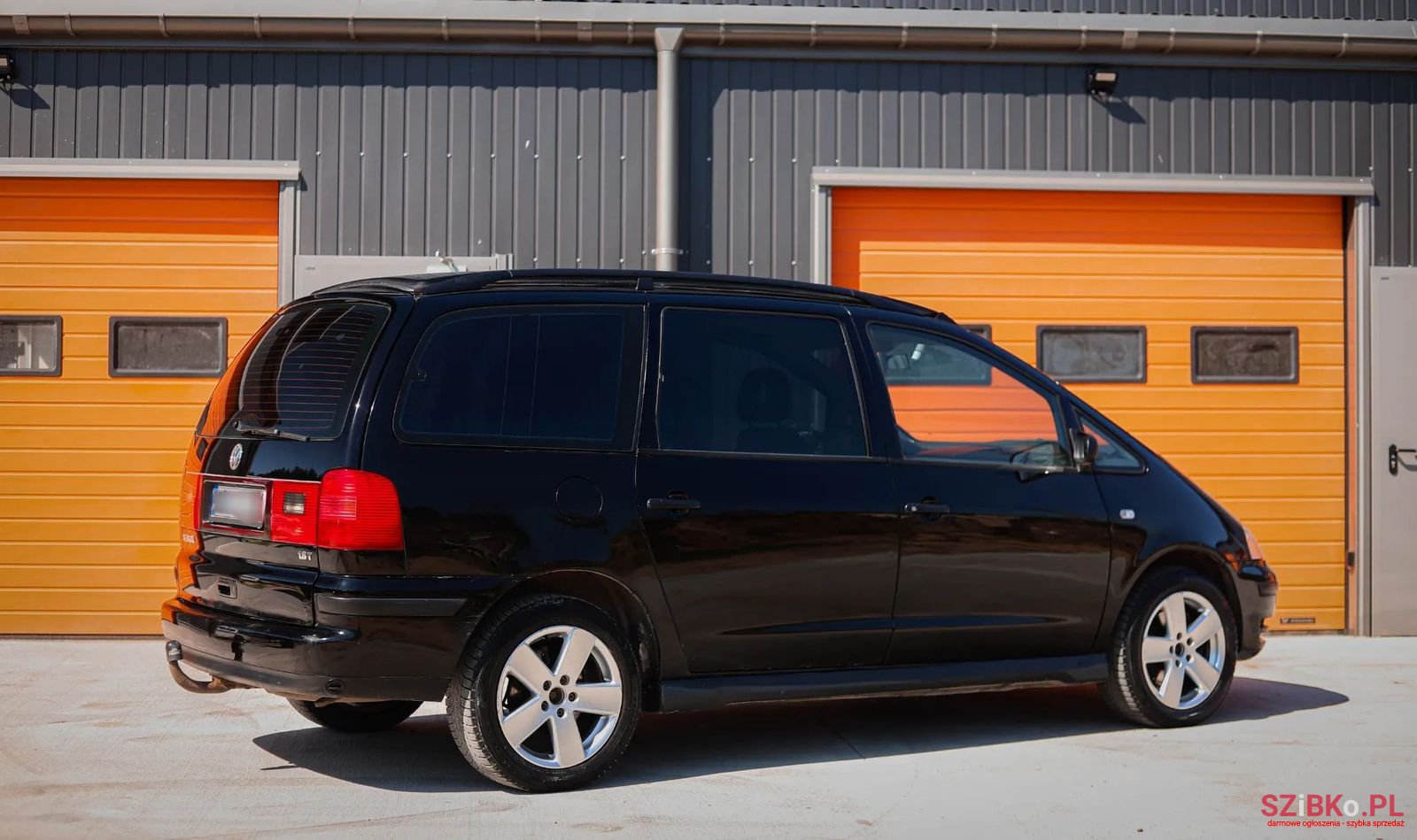 2002' Volkswagen Sharan photo #2