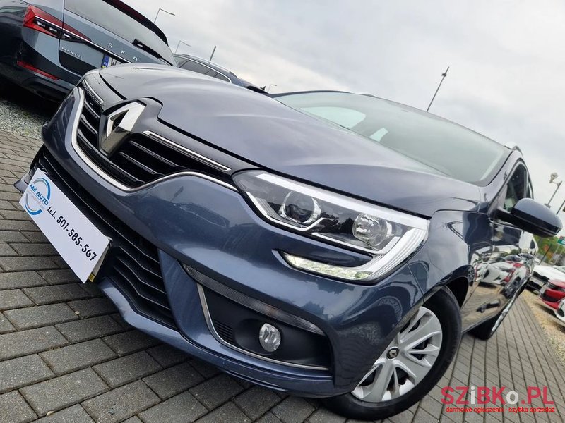 2019' Renault Megane photo #1