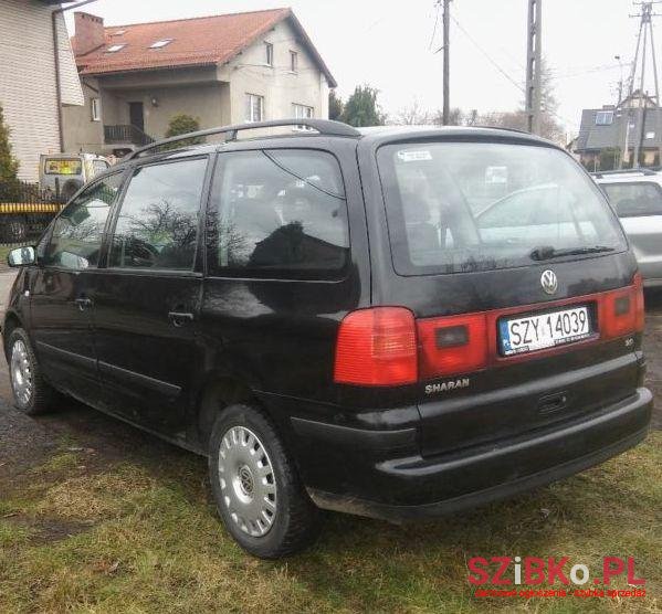 2001' Volkswagen Sharan photo #1