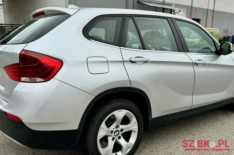 2010' BMW X1 Xdrive28I photo #4