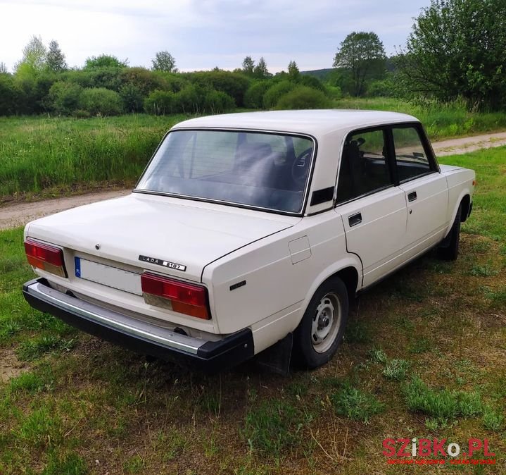1988' Lada 2107 photo #6