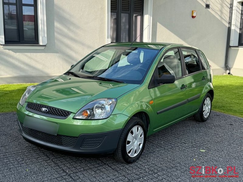 2005' Ford Fiesta 1.4 Trend photo #1
