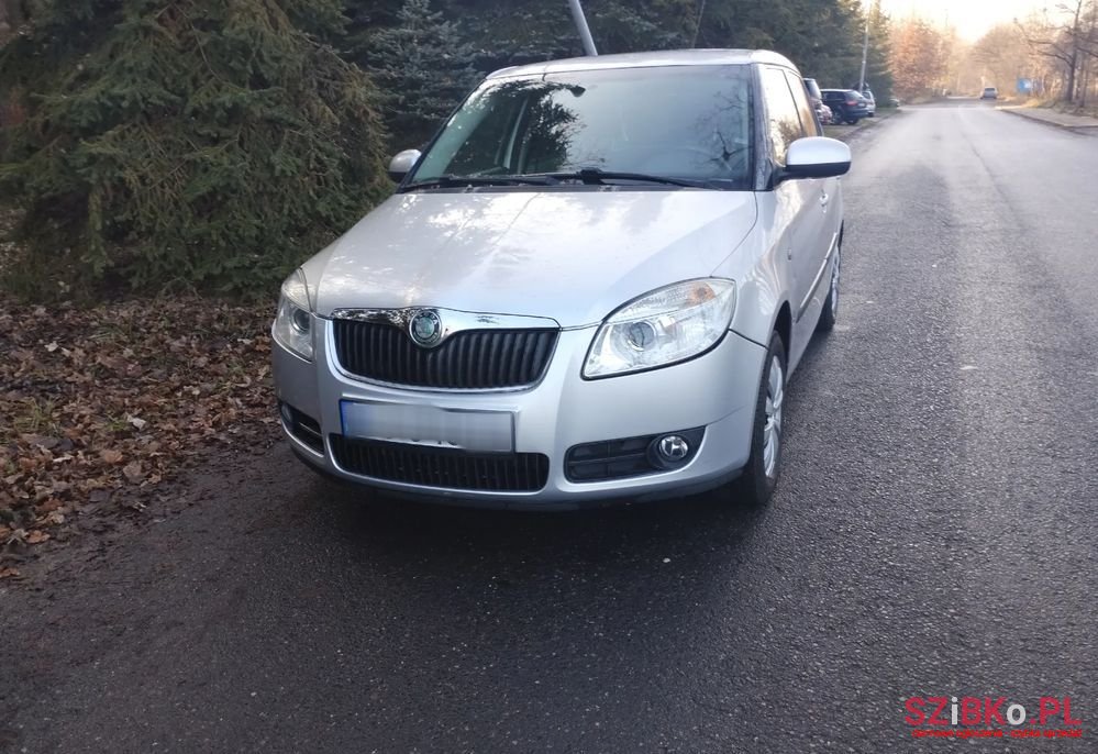 2008' Skoda Fabia 1.4 16V Sport photo #2