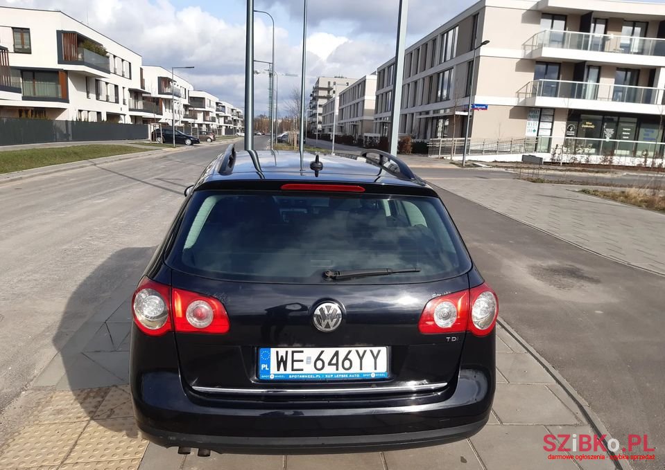 2006' Volkswagen Passat photo #6