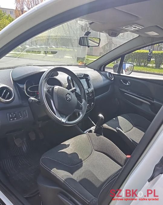 2014' Renault Clio photo #4