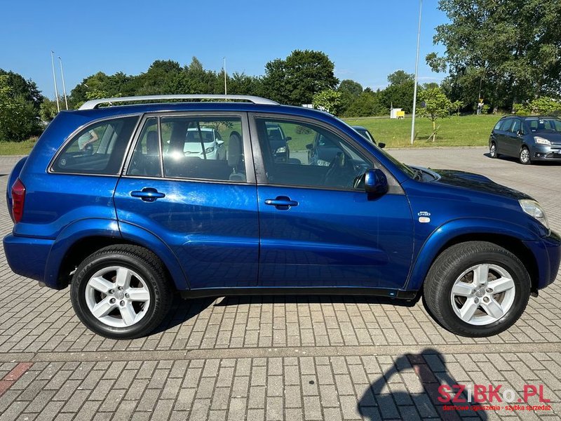 2004' Toyota RAV4 2.0 D-4D 4X4 photo #6