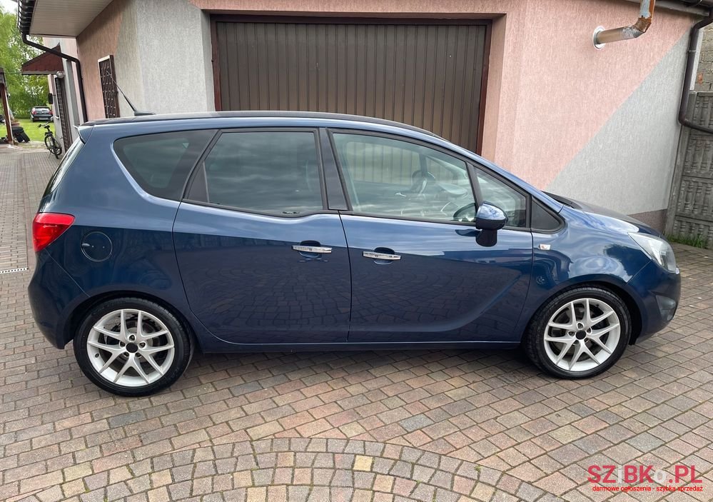 2011' Opel Meriva 1.7 Cdti Cosmo photo #5