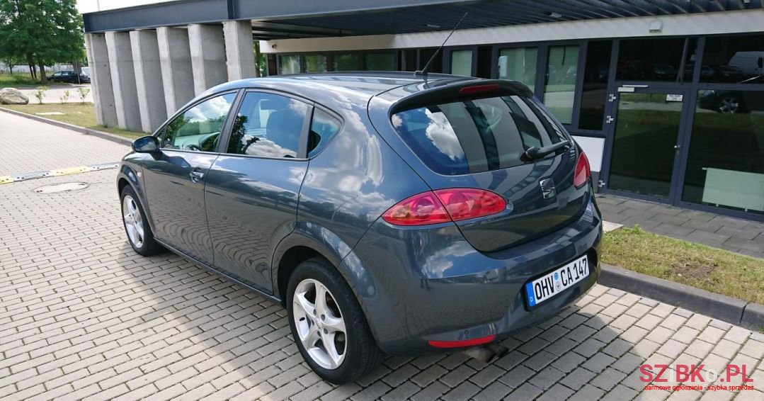 2005' SEAT Leon photo #3