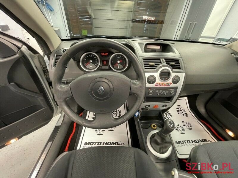 2004' Renault Megane photo #4