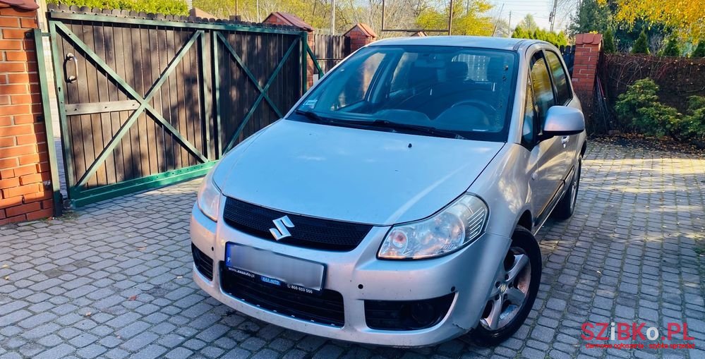 2008' Suzuki SX4 photo #1