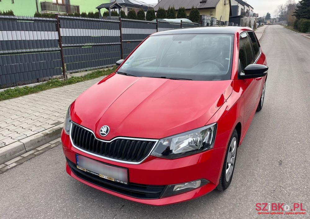 2017' Skoda Fabia 1.2 Tsi Ambition photo #1