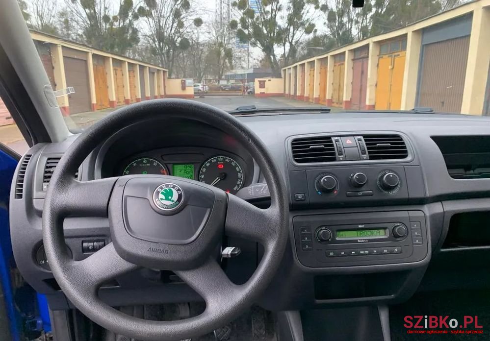 2009' Skoda Fabia 1.2 12V Ambition photo #5