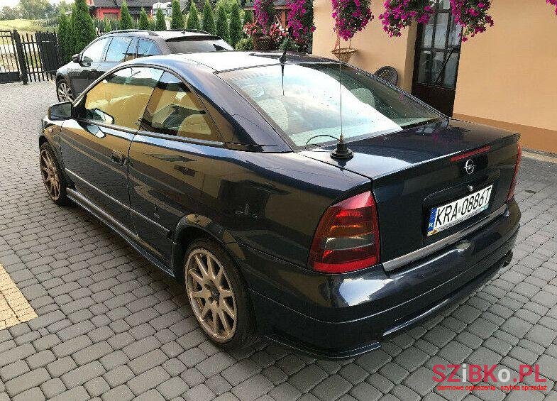 2001' Opel Astra photo #1