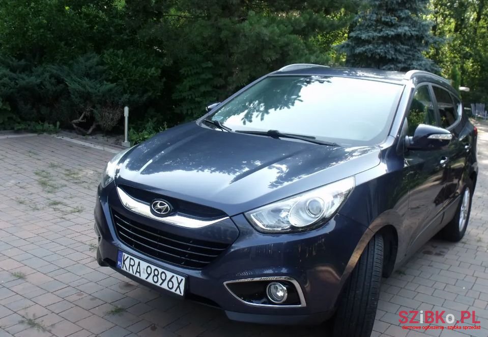 2011' Hyundai ix35 photo #3