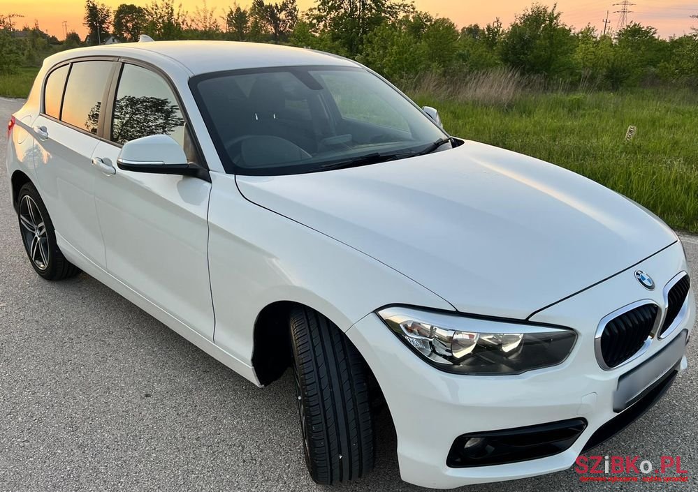 2016' BMW 1 Series photo #3