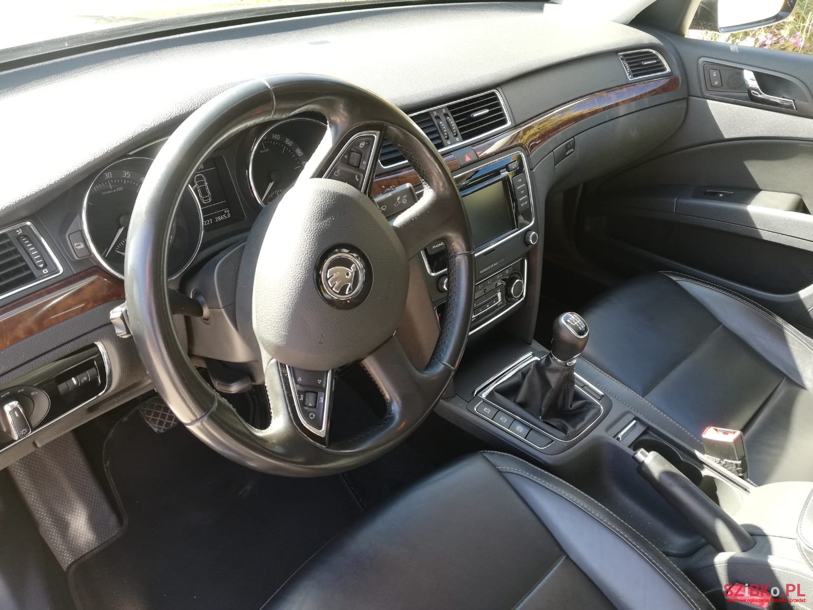 2014' Skoda Superb Elegance Full package photo #2