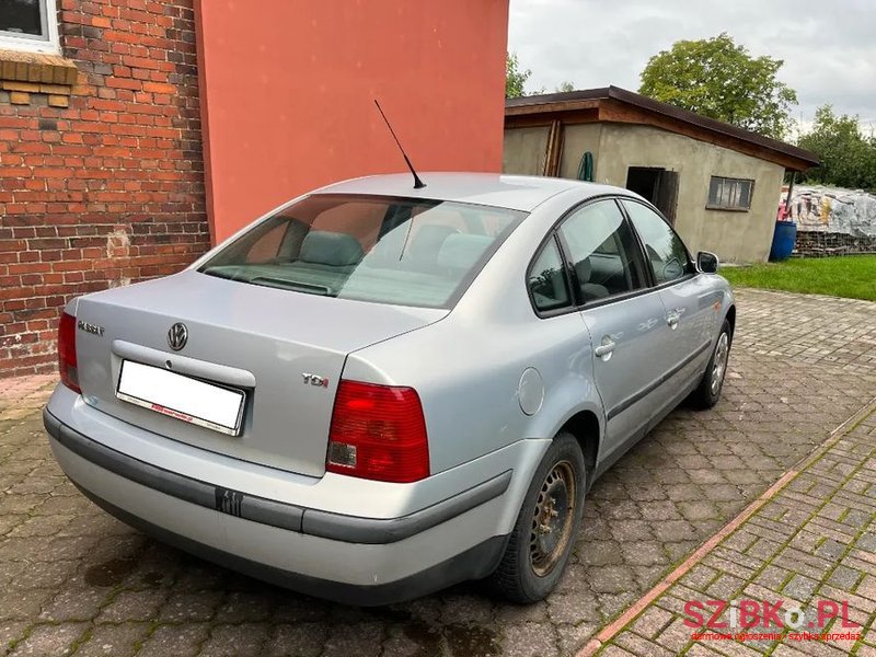 1997' Volkswagen Passat photo #6