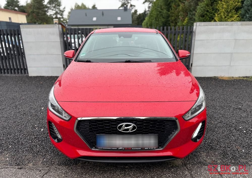 2018' Hyundai i30 1.4 Trend photo #2
