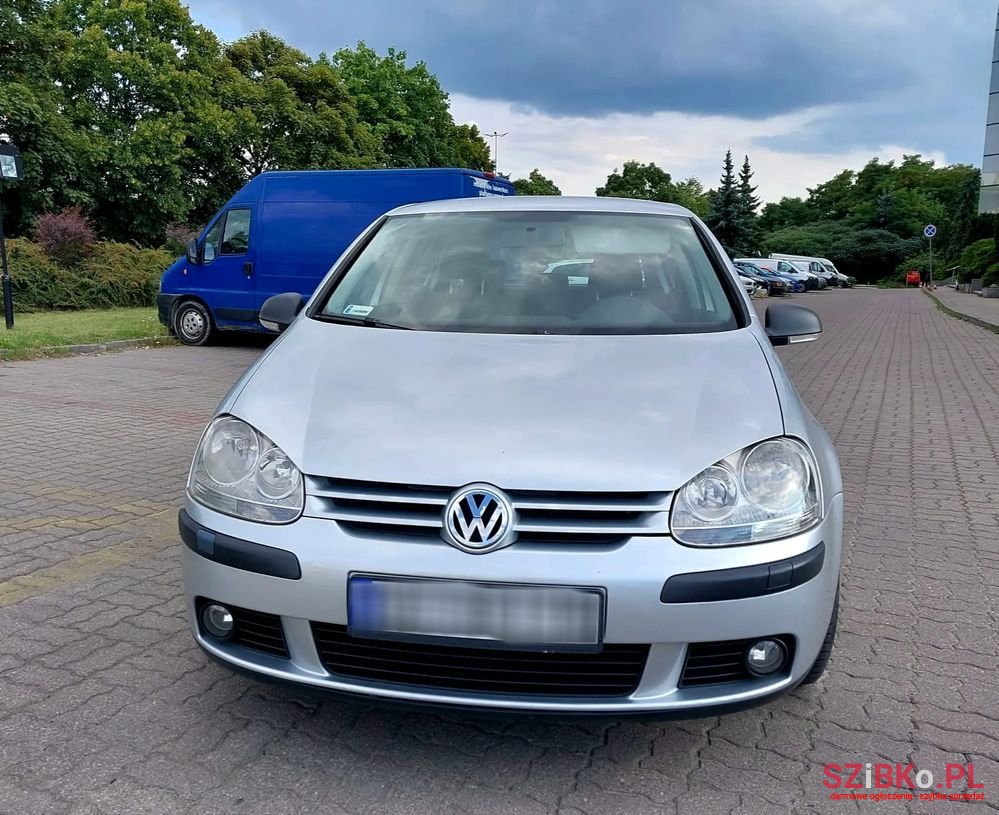 2007' Volkswagen Golf photo #2