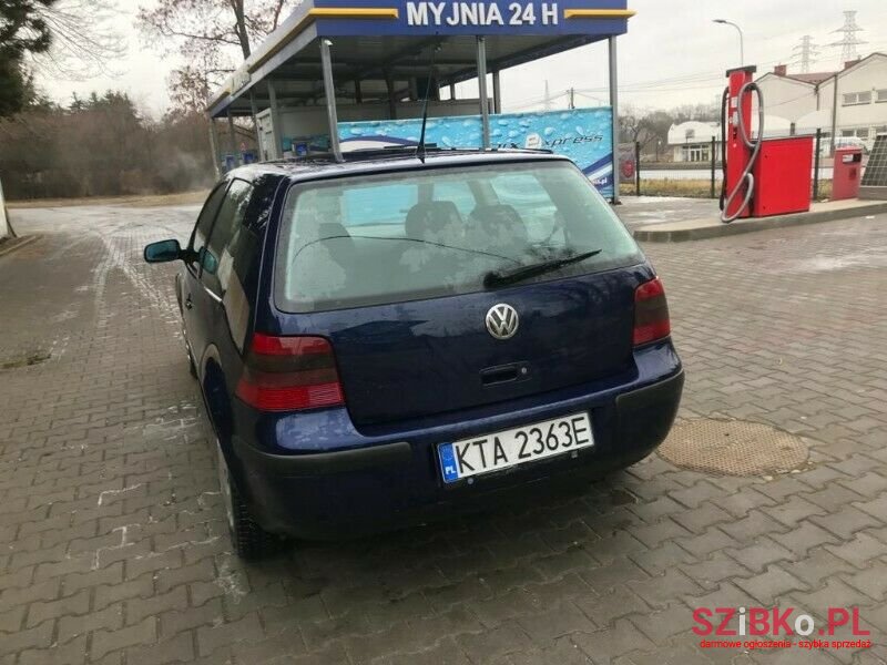 2000' Volkswagen Golf photo #1
