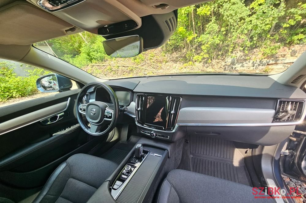 2020' Volvo V90 B4 D Plus Dark photo #6