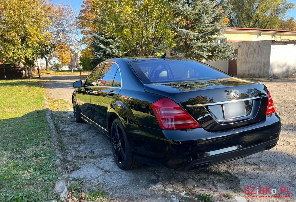 2013' Mercedes-Benz S-Class 500 4Matic photo #5