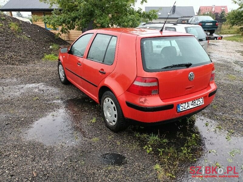 1998' Volkswagen Golf photo #3