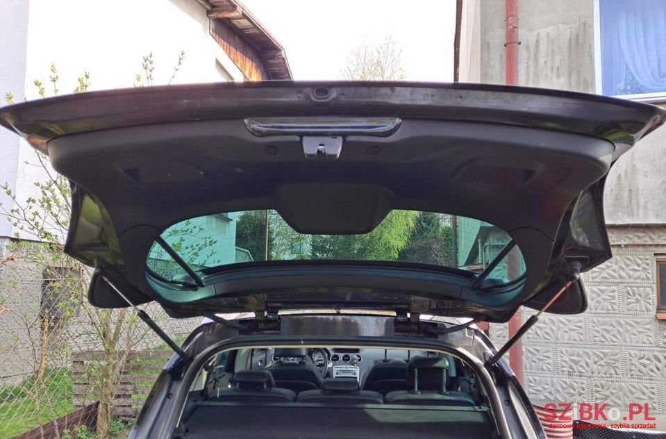 2008' Peugeot 308 photo #4