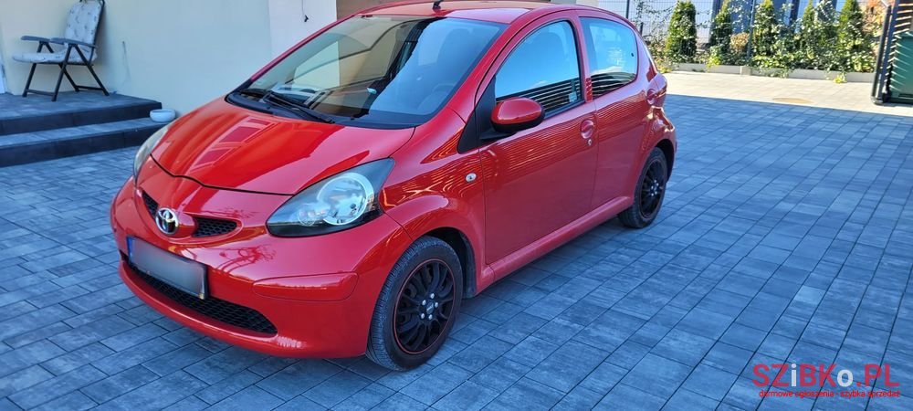 2008' Toyota Aygo 1.0 Vvt-I Luna photo #3