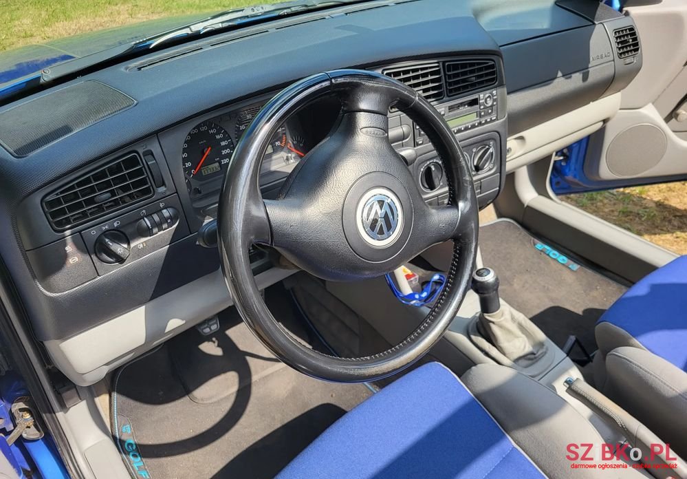 2000' Volkswagen Golf photo #2