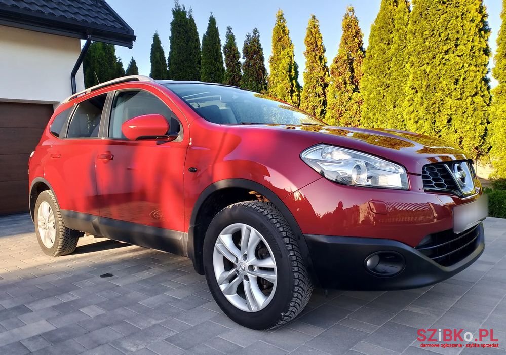 2010' Nissan Qashqai+2 photo #4