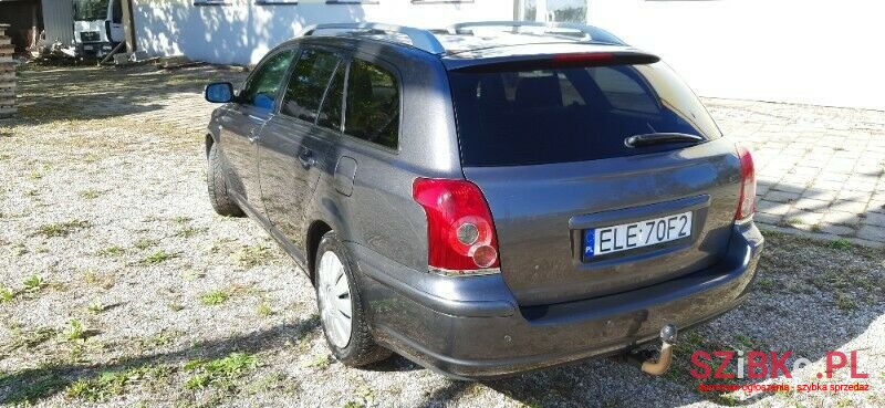 2006' Toyota Avensis photo #5