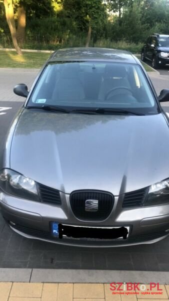 2004' SEAT Ibiza photo #5