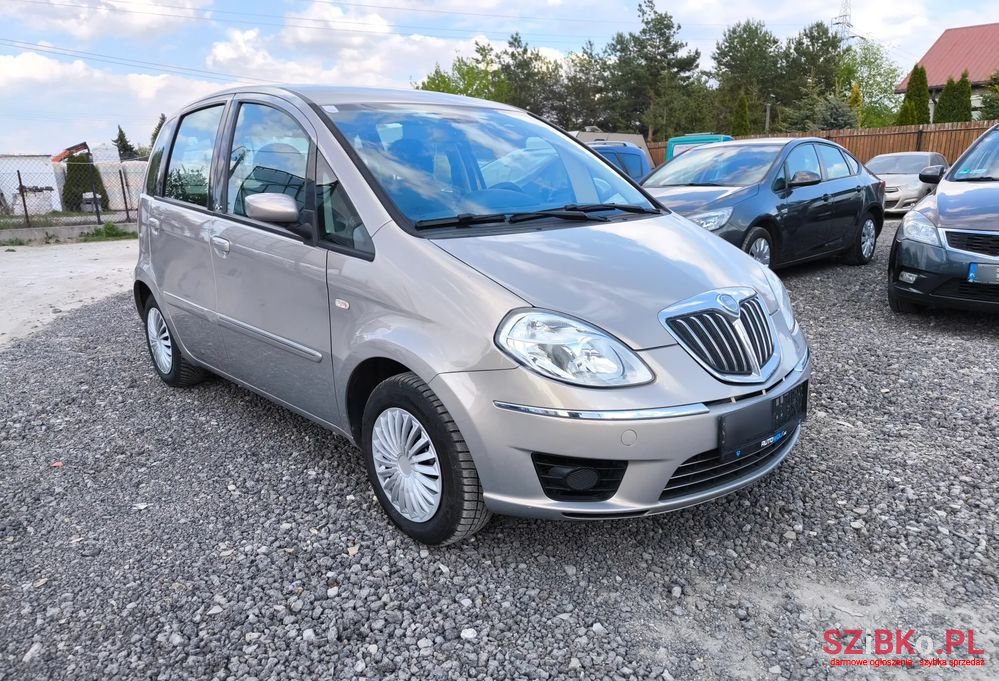 2009' Lancia Musa 1.4 8V photo #5