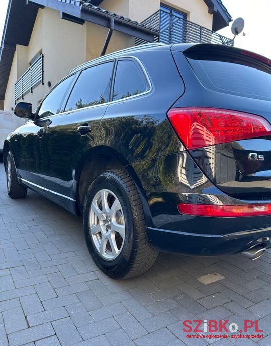 2010' Audi Q5 photo #4