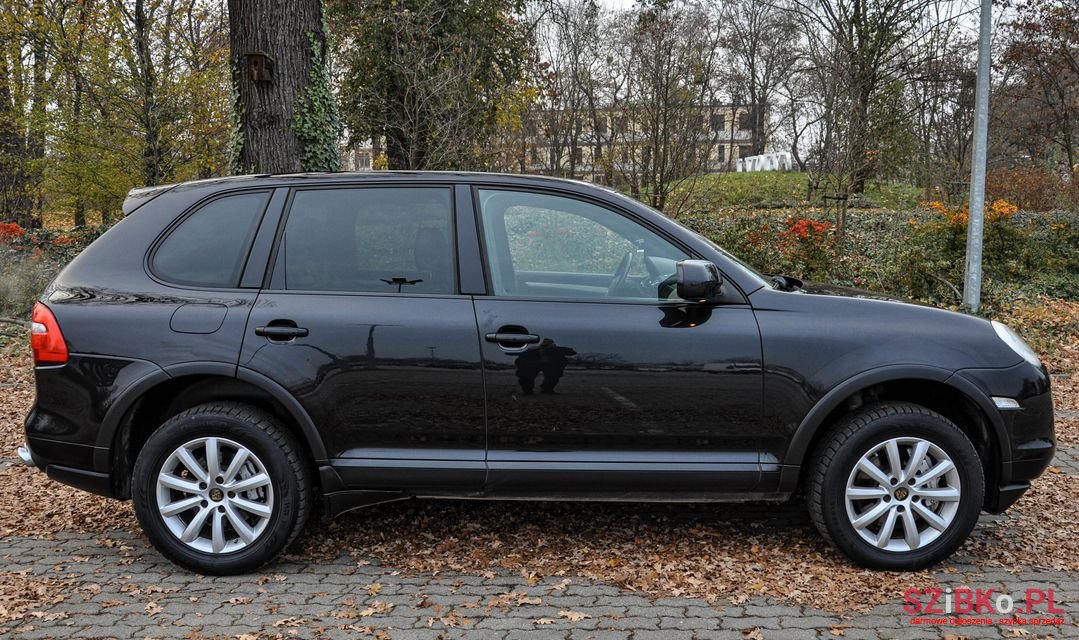 2007' Porsche Cayenne photo #5