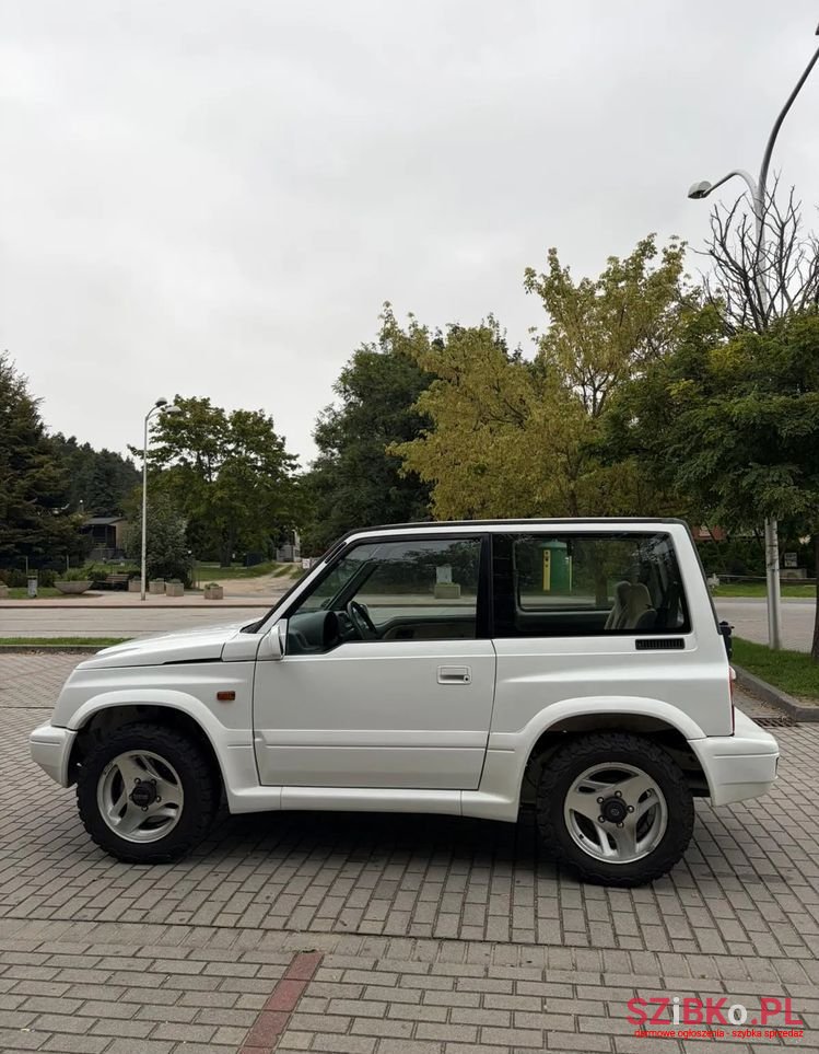 1999' Suzuki Vitara photo #2