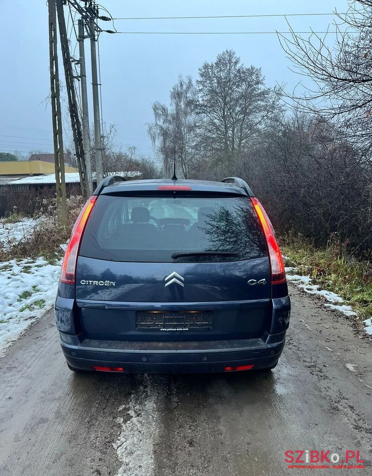 2009' Citroen C4 Grand Picasso photo #4