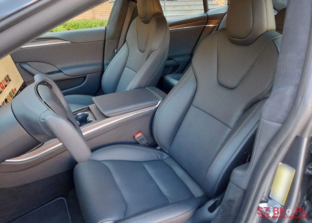 2023' Tesla Model S Long Range photo #6