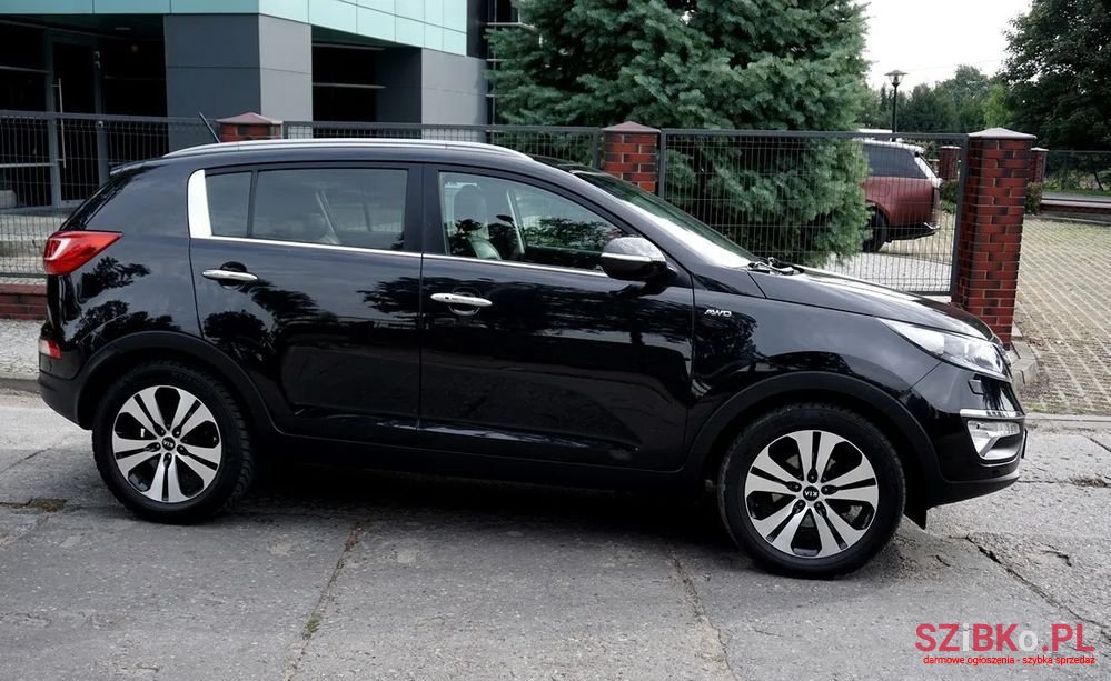 2010' Kia Sportage photo #3