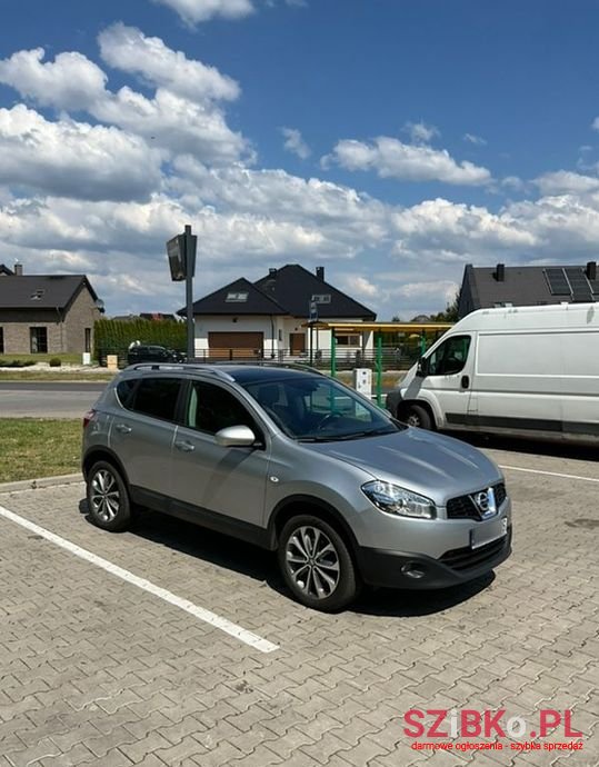 2013' Nissan Qashqai photo #1