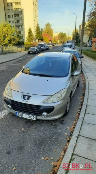 2005' Peugeot 307 photo #2