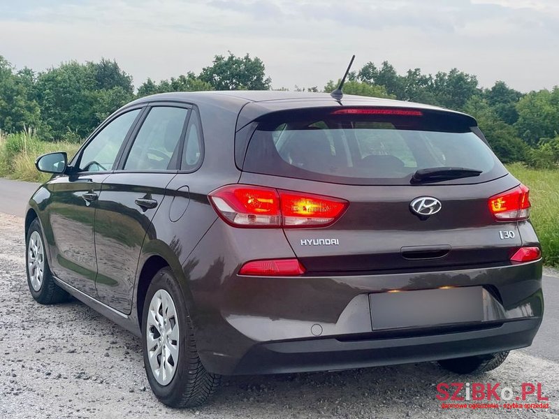 2017' Hyundai i30 1.4 Classic + photo #4