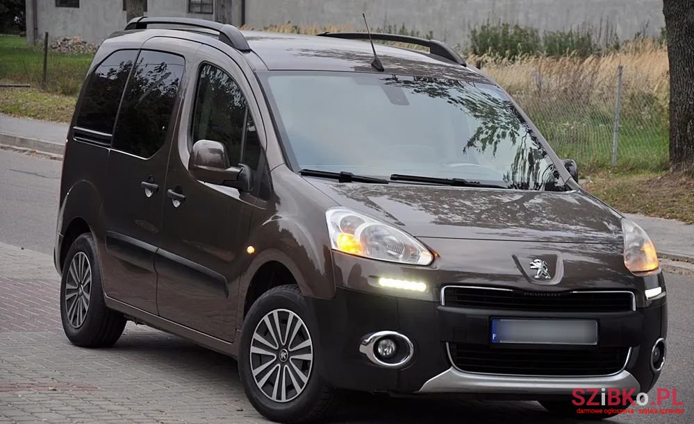 2014' Citroen Berlingo Multispace photo #3