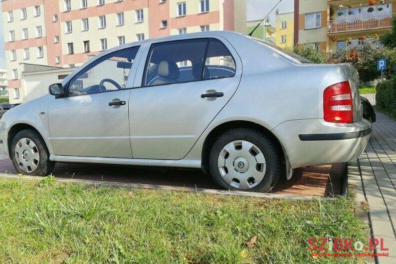 2004' Skoda Fabia photo #1