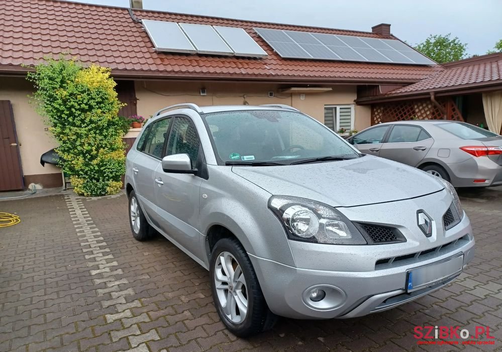 2010' Renault Koleos 2.0 Dci 4X4 Bose Edition photo #6
