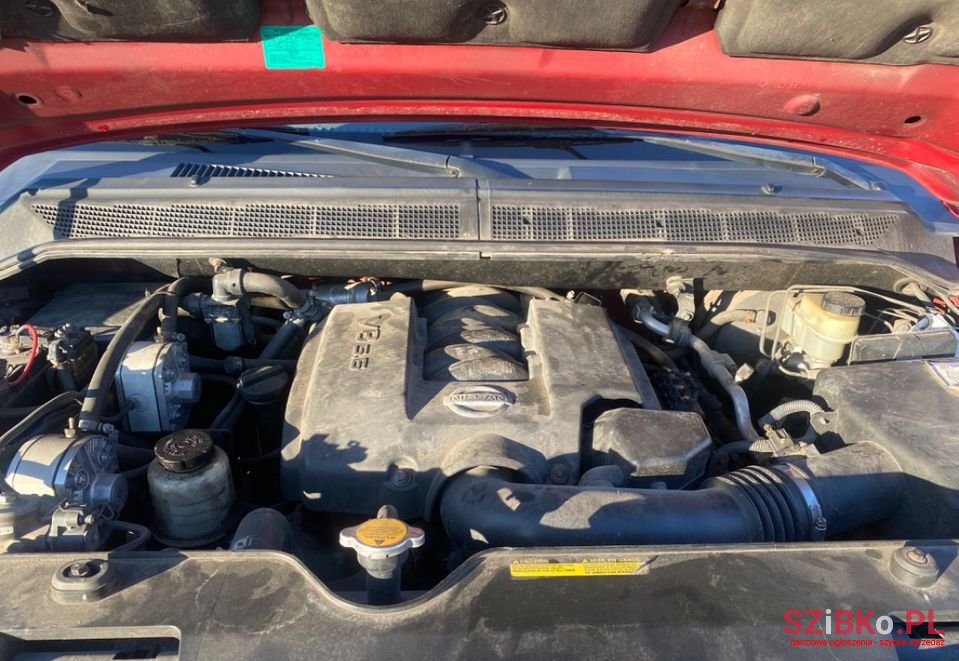 2005' Nissan Titan photo #6