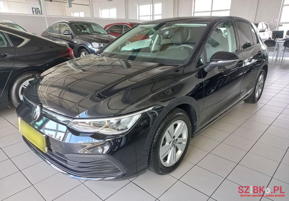 2022' Volkswagen Golf photo #1